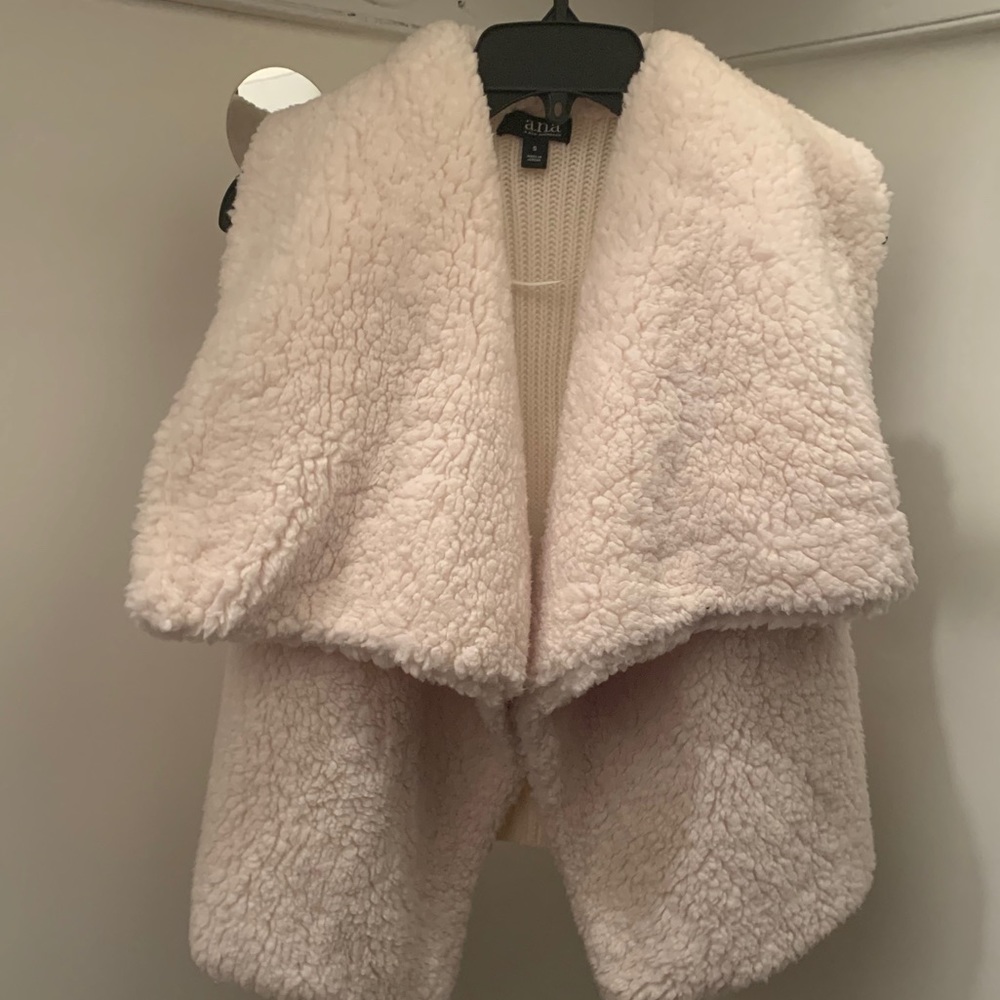 Sherpa vest